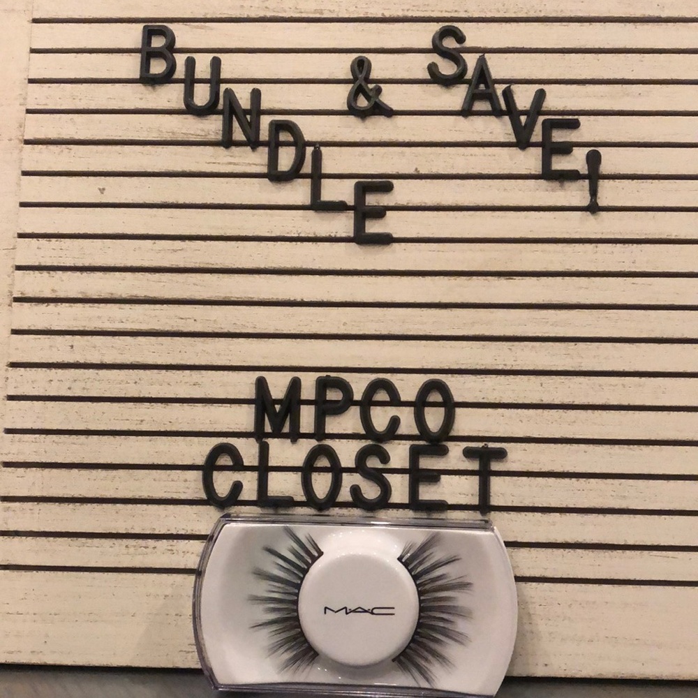 🌻 MAC False Eyelashes!!🌻